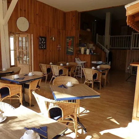 Le Grain De Sable Hotel 3*