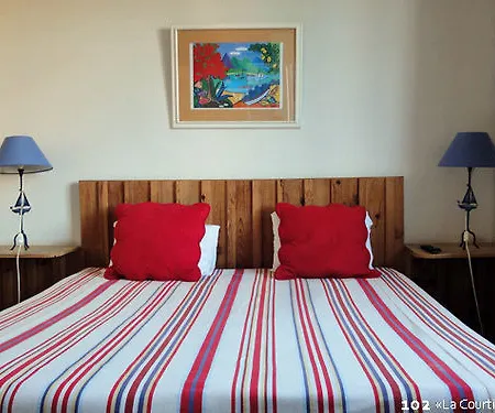 Le Grain De Sable Hotel 3*